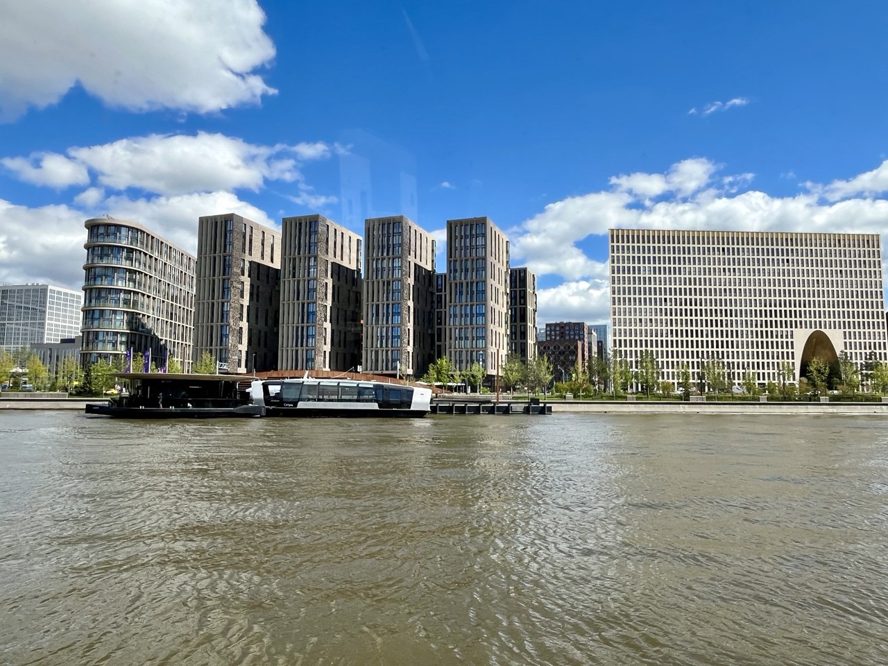 Водные прогулки Москва. Речной код Нагатино: мифы и реальность города на воде